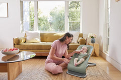 Ergobaby 3-in-1 Evolve Bouncer, Ergonomische Babywippe für Neugeborene ab Geburt bis zum Kleinkind, Babyschaukel mit Neugeboreneneinsatz (2,5 kg - 13,2 kg), Cream