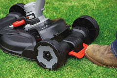 BLACK+DECKER 3-in-1 Multi-Trimmer-Set Rasentrimmer mit Akku Rasenkantenschneider (18V 2,0Ah Rasentrimmer mit Rasenmäheraufsatz, speziell für kleinste Rasenflächen und schwieriges Gelände) STC1820CM