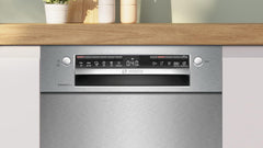 Bosch SPV2IKX10E Serie 2 Smarter Geschirrspüler vollintegriert, 45 cm breit, Besteckkorb, Extra Trocknen auf Knopfdruck, InfoLight roter Lichtpunkt am Boden, AquaStop Schutz gegen Wasserschäden, Weiß
