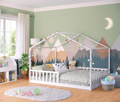 Bellabino Kinderbett Bia 140x200 cm, Hausbett Kinder inkl. Rausfallschutz und Rolllattenrost, Montessori Bodenbett weiß aus Massivholz Kiefer