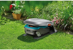 Gardena Original Garage für Mhroboter: Garage für Rasenmher, optimaler Sonnen- und Regenschutz für Rasenroboter und Ladestation (15020-20)