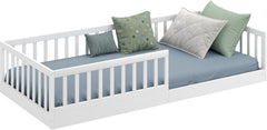 CADANI Timi 2in1 Bodenbett 140x200 cm Montessori Kinderbett mit abnehmbaren Rausfallschutz inkl. Lattenrost, Kiefer Massivholz, weiß - 3 Aufbauvarianten, bis 200 kg belastbar, umbaubar