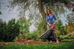 Einhell Akku-Rasenmäher GE-CM 36/36 Li Kit Power X-Change (36 V, 36 cm Schnittbreite, bis 400 m², Brushless, 40L Fangkorb, 25-75 mm Schnitthöhe, inkl. 2x 4,0 Ah Akku + 2x Ladegerät)