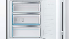Bosch GIV11ADC0 Serie 6 Einbau-Gefrierschrank, 95 kWh, Jahr, 70 l, LowFrost, FreshSense, 72 x 56