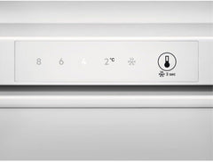 AEG RTS811DXAW Freistehender Tisch-Kühlschrank / 845 mm / 4-Sterne-Gefrierfach / 120 L / D