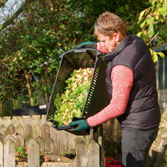Bosch Turbinenhäcksler AXT 25 TC (2.500 W; geeignet für Holz und harte Gartenabfälle; inklusive Gartenhandschuhe; integrierte Fangbox 53 l; in Karton) – Edition