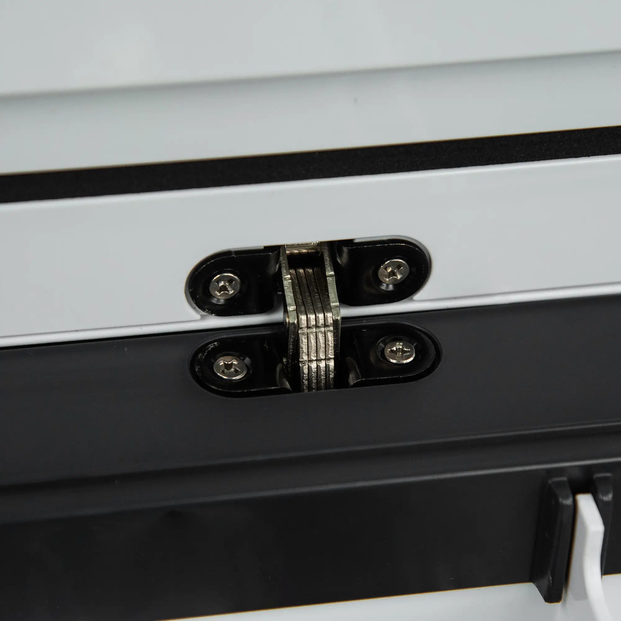Outsunny Auto-Kühlschrank Kompressor LCD-Panel Batterieschutz Weiß